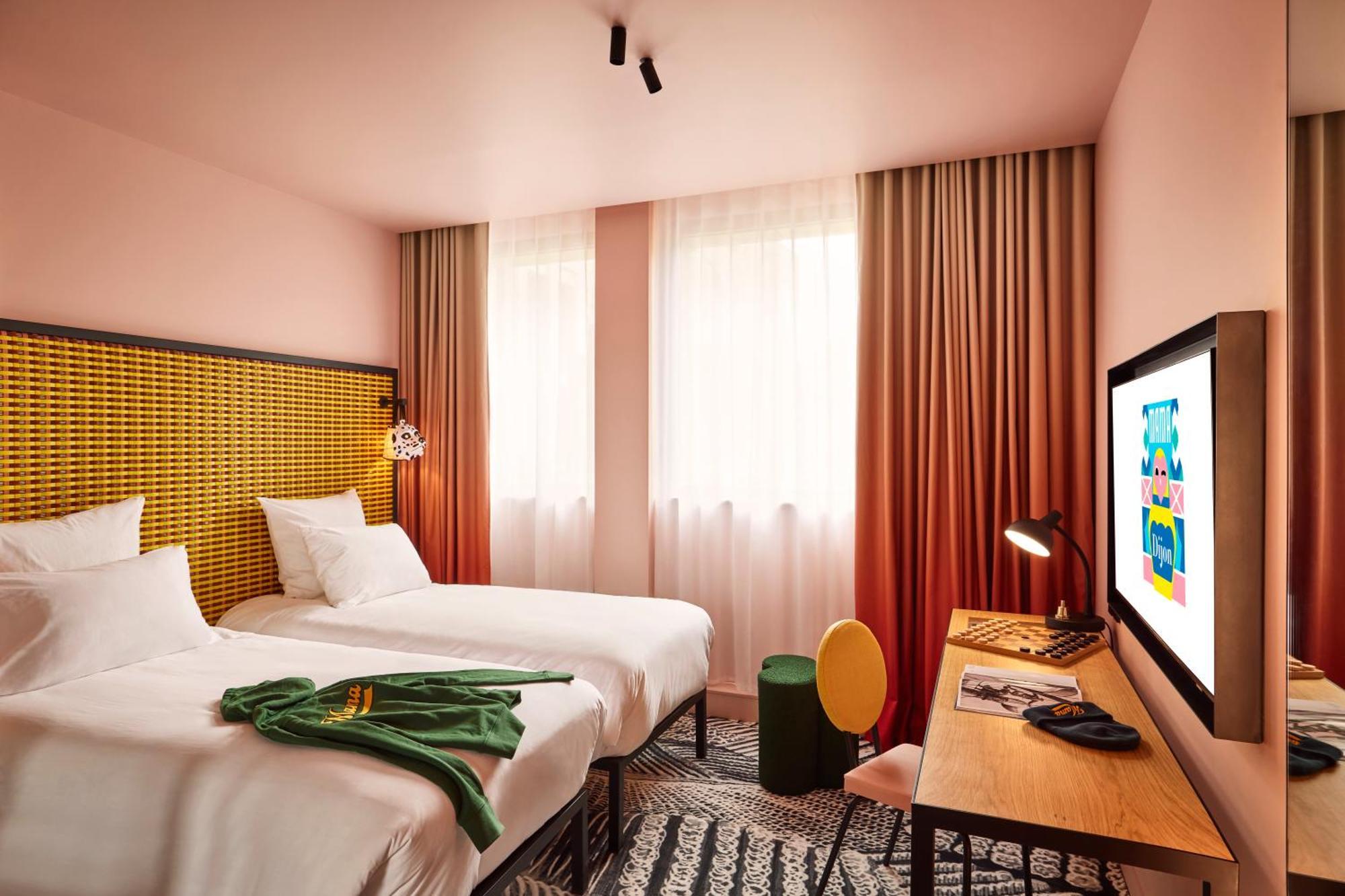 Hotel Mama Shelter 4*